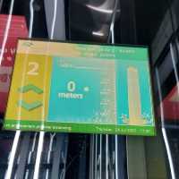 300米高空上面望晒成個香港