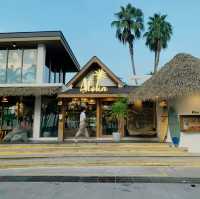Chill Cafe near Bang Saen Beach in Chonburi