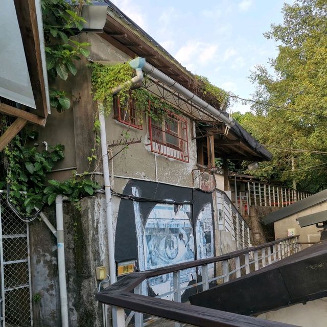 文創藝術家的聚落「寶藏巖國際藝術村」……一起來尋寶