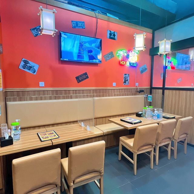 【李家 - 元祖級炸雞店🐥蜂蜜蒜味必食】