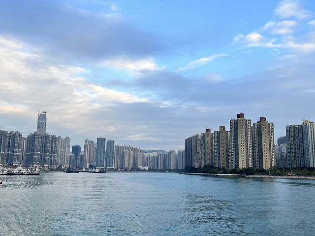 🎉Happy New Year 座天星小輪世星號 ⛴️