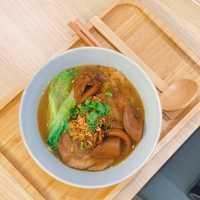 旺角港日車仔麵店😍必點九格定食打卡