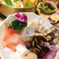 🇹🇭隱身在街頭裡的泰式火鍋店🍲 Rolling Thai 泰滾 Rolling Thai 泰式火鍋(南京店）