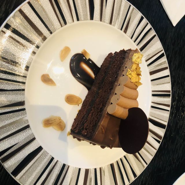 寒舍艾美 北緯25 午餐