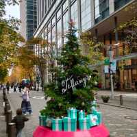 丸の内仲通り、クリスマス向けのライトアップ！