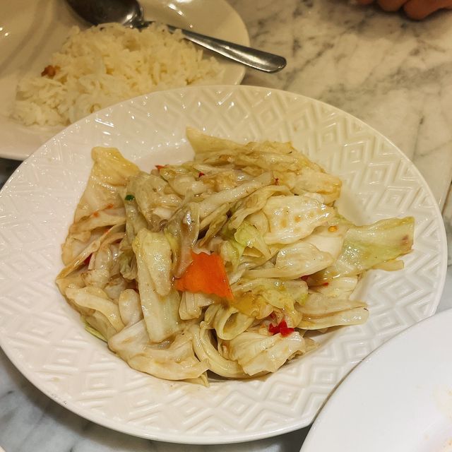 內湖小巷弄內 很平價、人潮滿滿的泰式料理🇹🇭