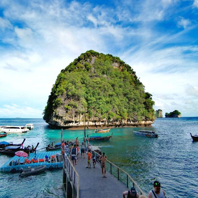 Maya Bay @ Phuket Island 