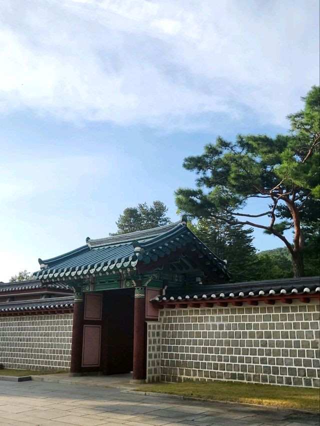 경주 대신 충남 아산에 있는 현충사 가기!