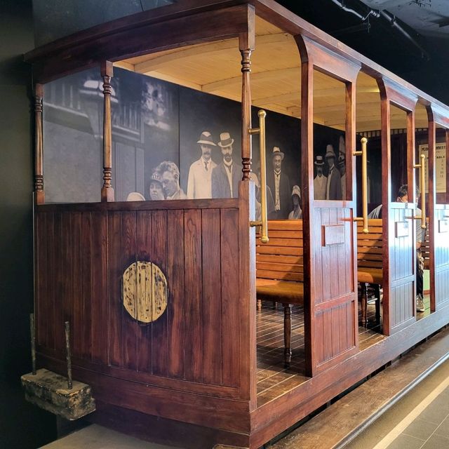 第六代山頂纜車