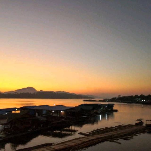 สังขละบุรี เมืองแห่งม่าน หมอก ฝน 