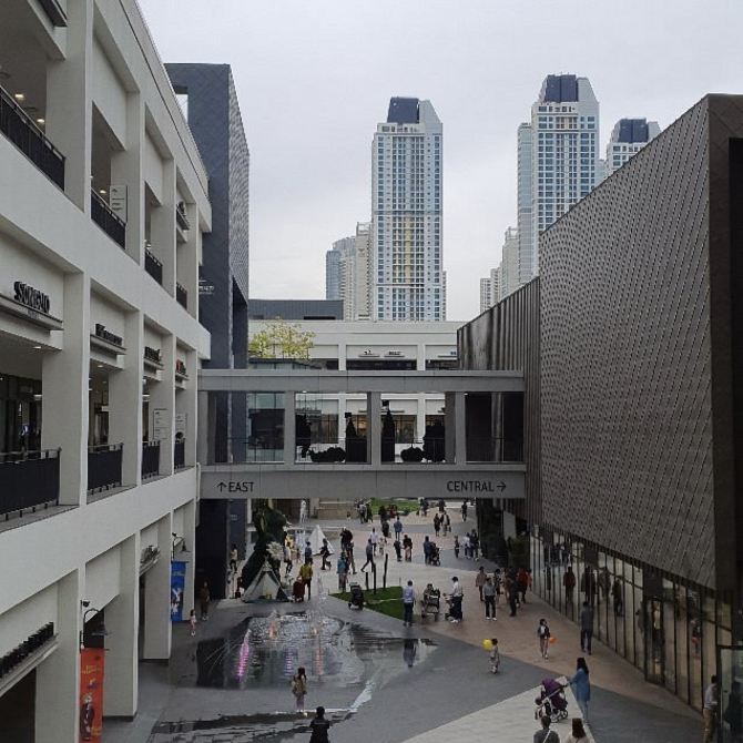 Hyundai premium outlet songdo