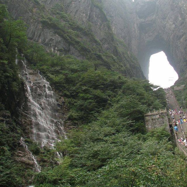 enjoy the cliffs side walk 