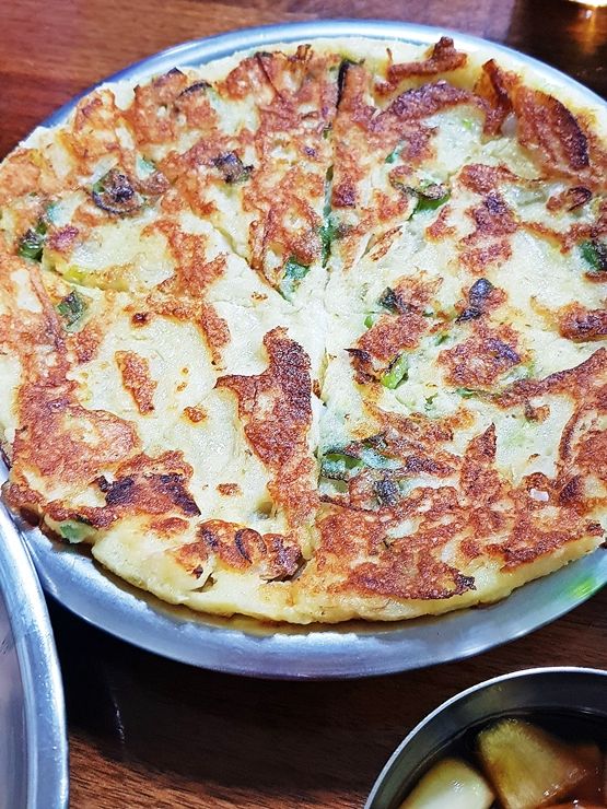 장충동 족발 맛집. 평안도 족발집