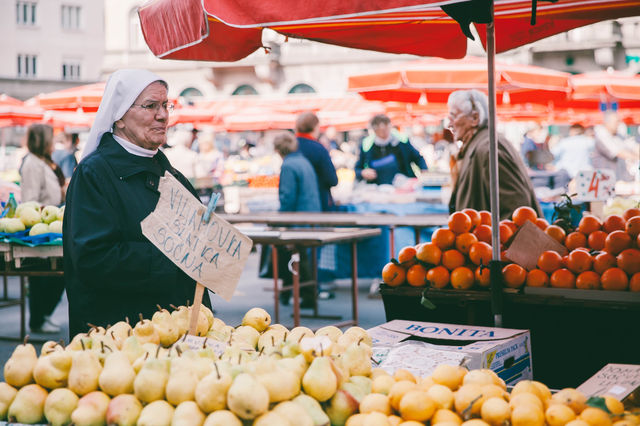 Zagreb | Matanović at Dolac Market