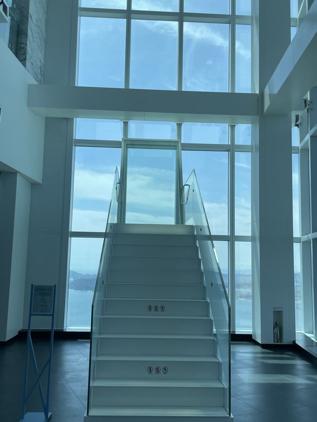 속이 뻥 뚫리는 부산의 풍경을 볼 수 있는 부산 엑스더스카이🤍