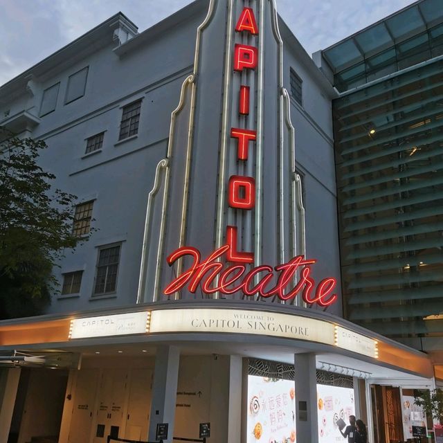 Enjoying Meng FM at Capitol Theatre