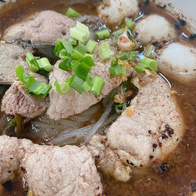 ไกรทอง ก๋วยเตี๋ยวเรือ 🚤💦