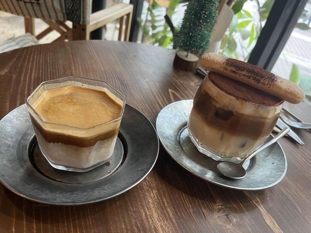 屋邨隱世Cafe｜屯門建生邨盤子工房