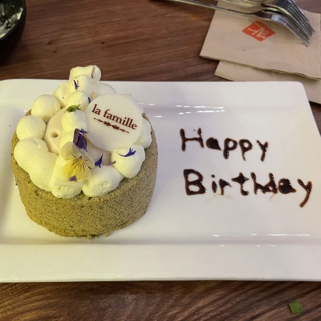 平日都爆滿嘅人氣韓式cafe😍