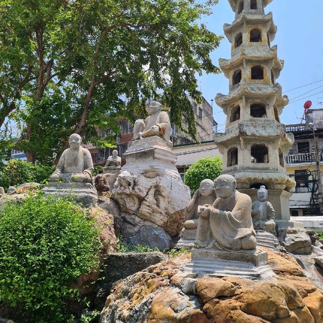 วัดเสาชิงช้า