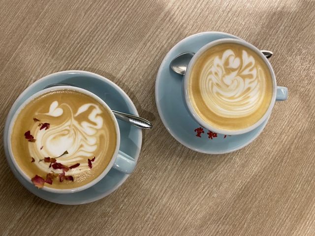 九龍城懷舊醫館百子櫃咖啡店