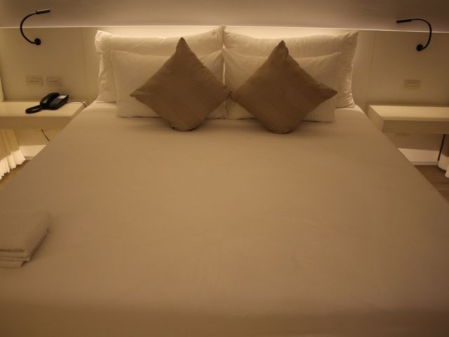 Crystal Hotel (SHA+)