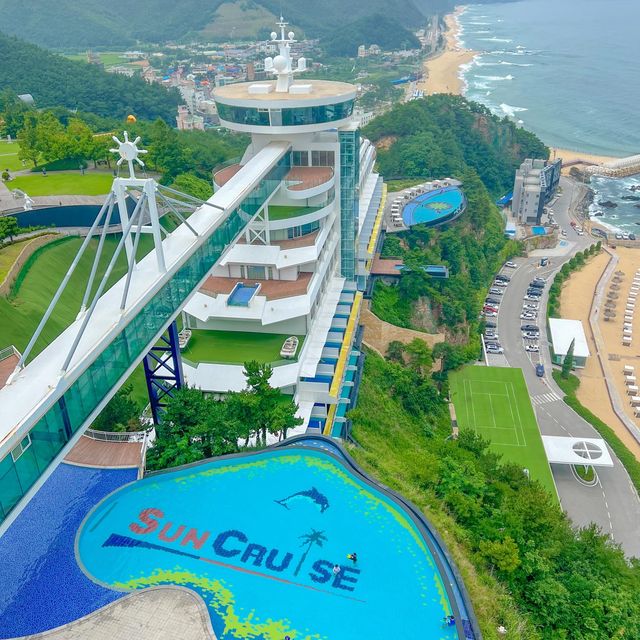 오션뷰를 마음껏! 정동진 썬크루즈 호텔 수영장🌊
