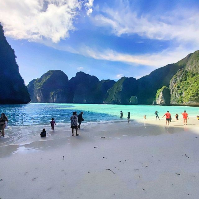 Maya Bay @ Phuket Island 