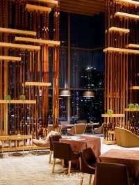 กินลมชมวิวบนดาดฟ้าโรงแรม Avani+ Riverside Bangkok 