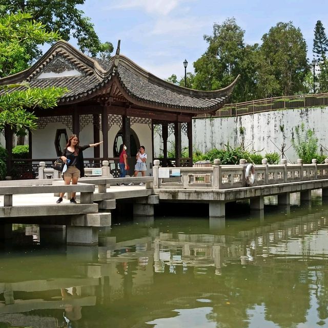 Kowloon walled Park 