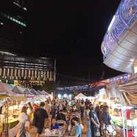 ลานหน้าห้าง The street รัชดา