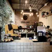 Retro cafe 