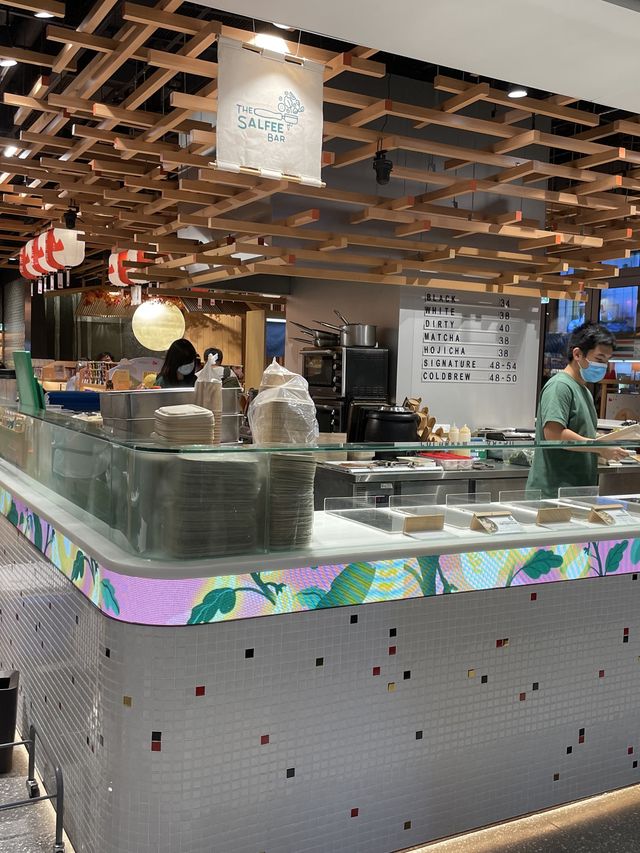 尖東中間道日本超市