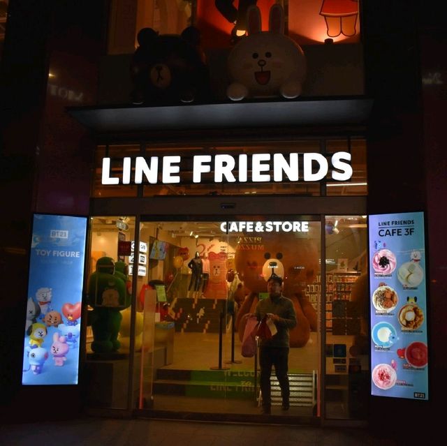 Line Cafe & Store