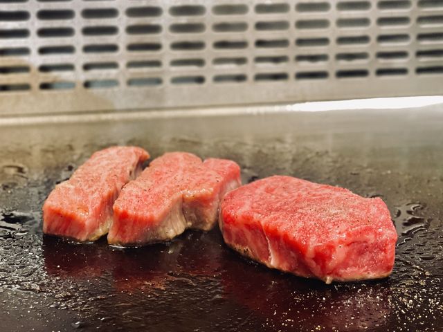 💁🏻‍♂️🌟鉄人旨花鉄板燒餐 有前菜、 沙律 、汁煮白鱈魚、龍蝦、和牛、炒飯、雞湯及甜品