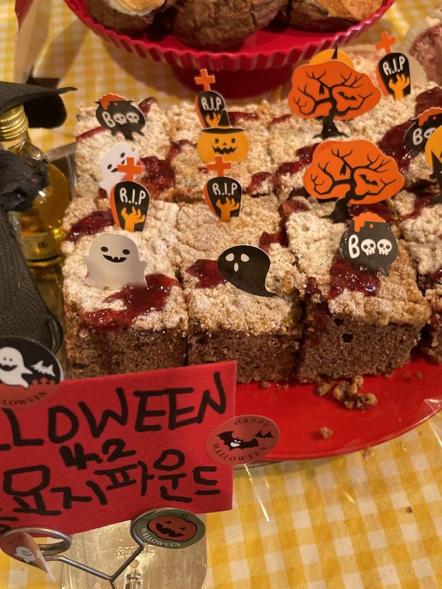 이번 주말 당장 가야할 곳:: 보정동 카페거리🎃