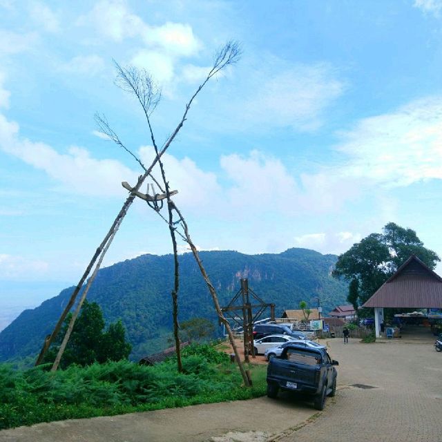 ลานสาวกอด บ้านผาฮี้ ลานสาวกอด บ้านผาฮี้