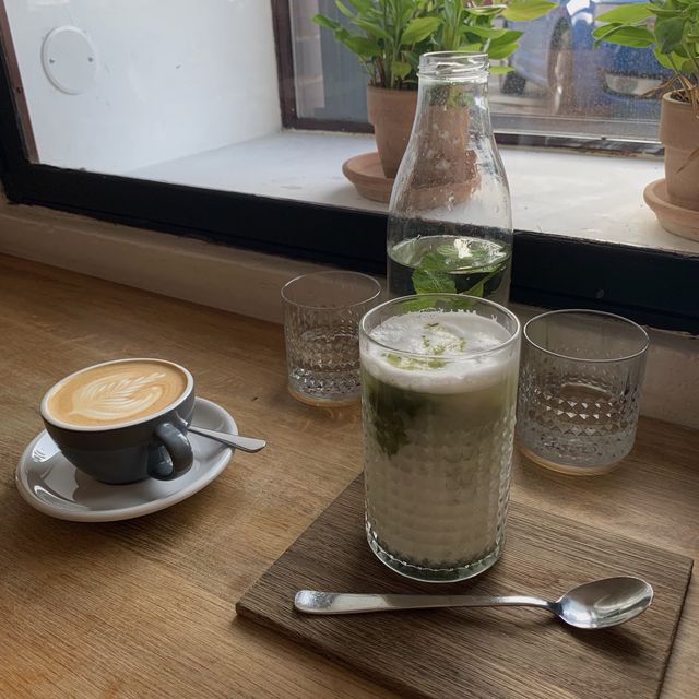 프라하 로컬 브런치 맛집, Bistro 8