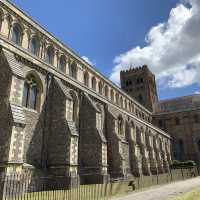 聖奧爾本斯座堂 (The Cathedral & Abbey Church)