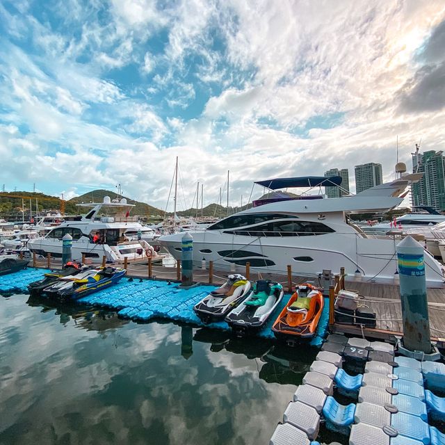 English Bay Vibes at Xinghua Yacht Wharf