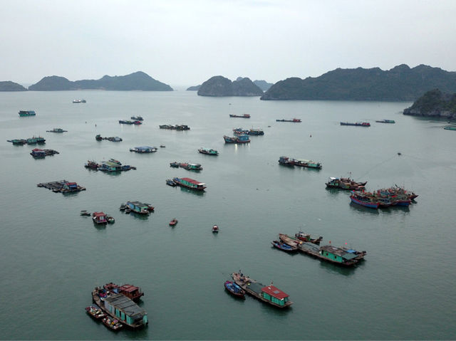 Beautiful floating Village @Cat Ba 