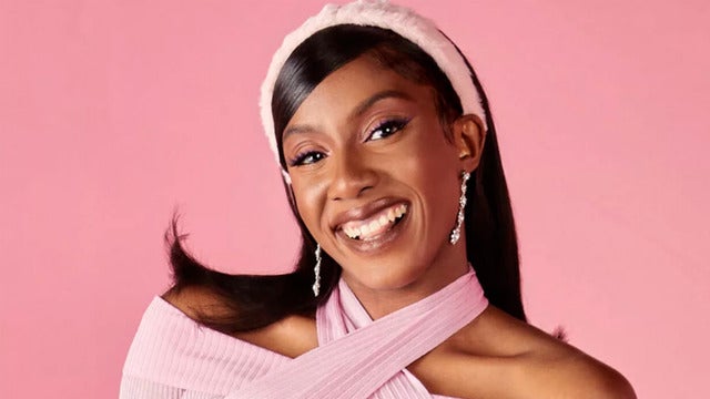 Ziwe: In Conversation 2023 (Seattle) | Neptune Theatre