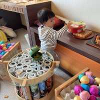 勁多小朋友玩具嘅酒店