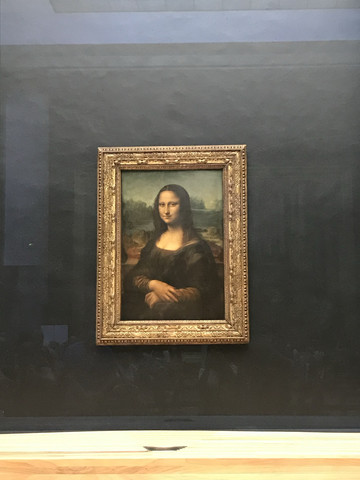 ルーブル美術館」でモナリザ絵と自撮り📸 | Trip.com パリ