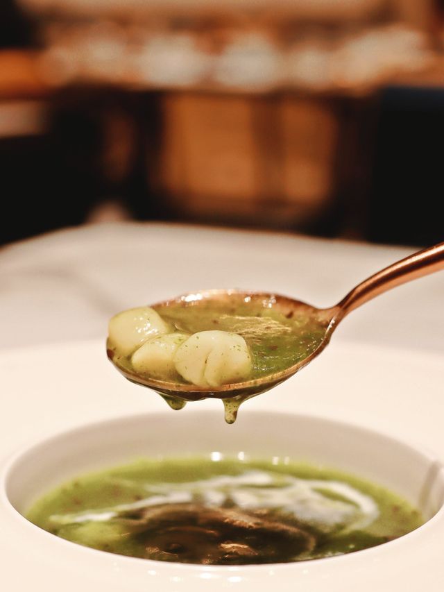 入秋必食爆膏大閘蟹套餐 