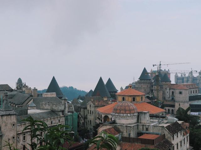 Hoian Ba Na Hills Vietnam🌻