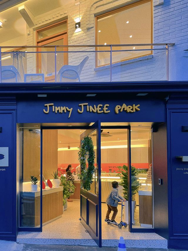 벚꽃뷰 온천천 카페 JIMMY JINEE PARK 🌸