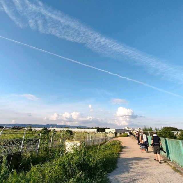 【大阪 伊丹空港ITM 】飛行機に手が届きそうな千里川✈️