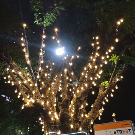 ลานหน้าห้าง The street รัชดา