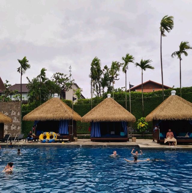 Hard Rock Hotel Bali
Rockin' New year 